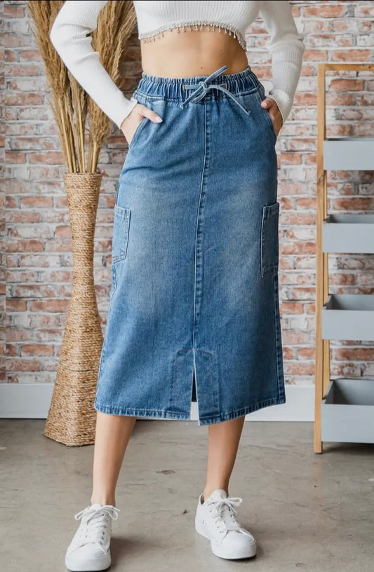 Veveret String Denim
Long Skirt