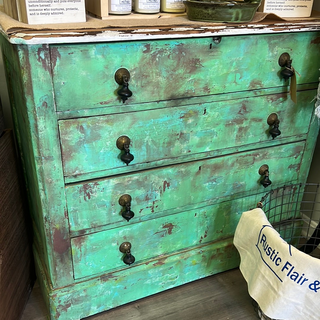 Green Vintage Dresser w/mirror